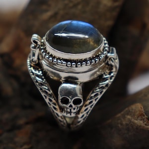 Vintage Skull Poison Ring, 925Silver Plated Labradorite Poison Ring, Handmade Compartment Ring, Pill box Ring, Locket Ring, Men/Women Gift