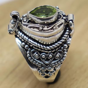 Handmade Peridot Poison Ring, 925Silver Plated Poison Ring, Compartment Box Ring, Locket Pillbox Ring, Gemstone Poison Ring, Gift For Her