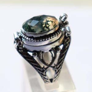 Vintage poison ring, Natural Moss agate poison ring, 925 Sterling Silver plated pill box ring,Snuff ring, Compartment ring, Boho Hippie Ring