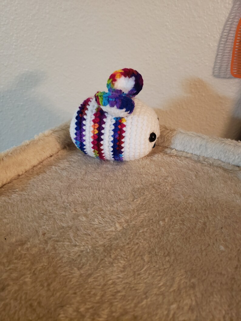 Rainbow Pride Bee Crochet Handmade | Etsy