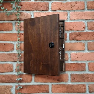 Natural Wooden Big Lockable Hanging Key Box with Combination Lock, Hanging Key Organizer, 16 Key Hooks, Wall Cabinet, Key safe, Safe keys