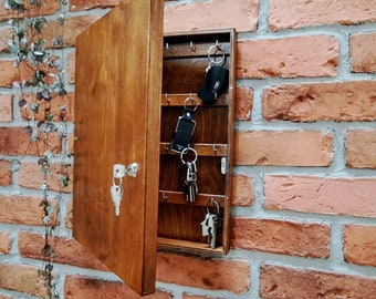 Boîte à clés en bois suspendue verrouillable personnalisée, Coffre-fort à clés, Grande boîte à clés suspendue, Crochets à clés, Armoire à clés rustique, Rangement des clés, Cadeau de pendaison de crémaillère