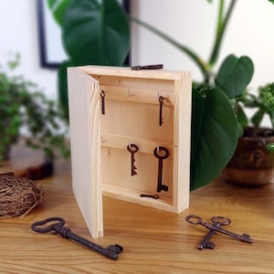 Natural Unpainted Wooden Key Box, Hanging Key Box, Key Hooks