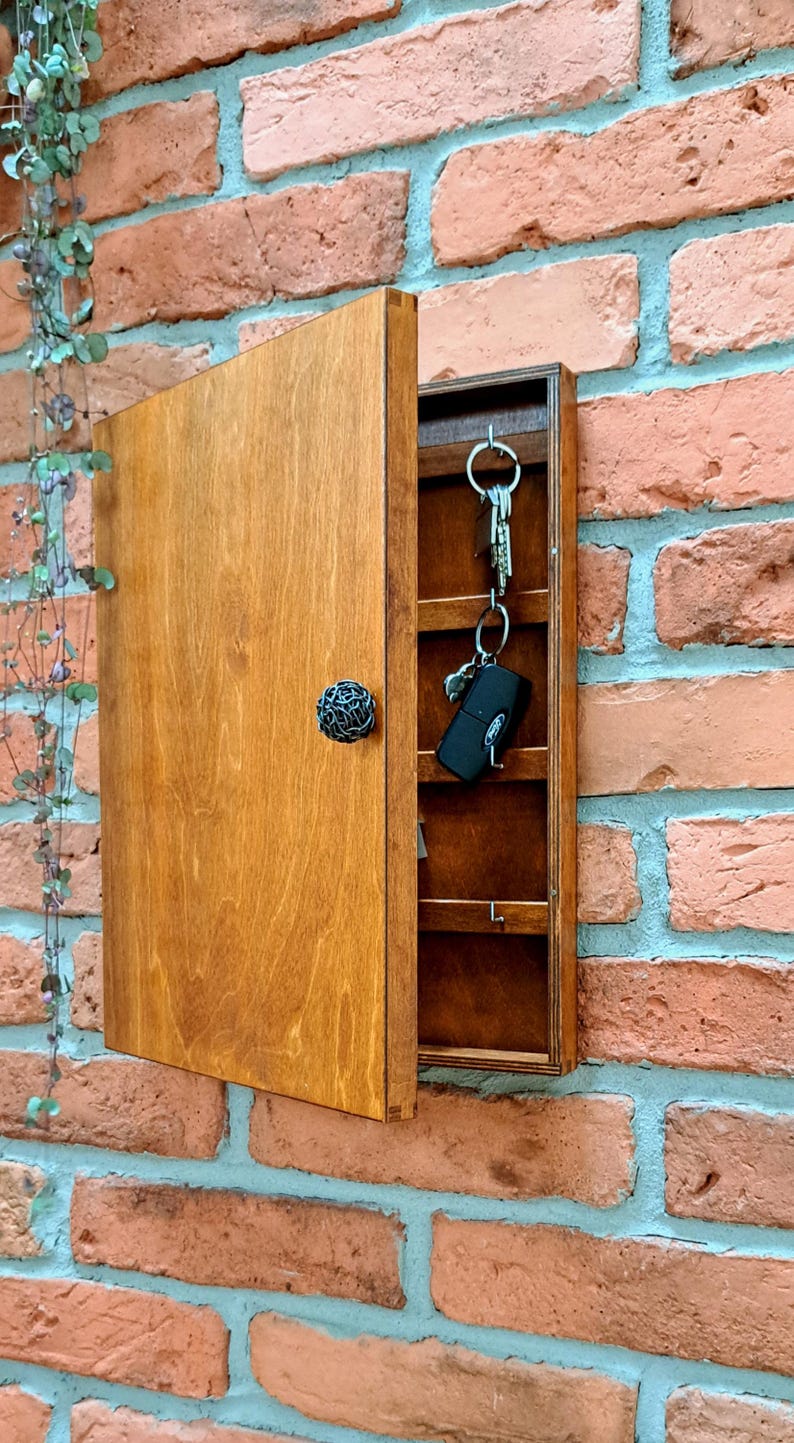Key Box Rustic Personalized Natural Wooden Family Big Key Box, Oak Color, Hanging Key ...