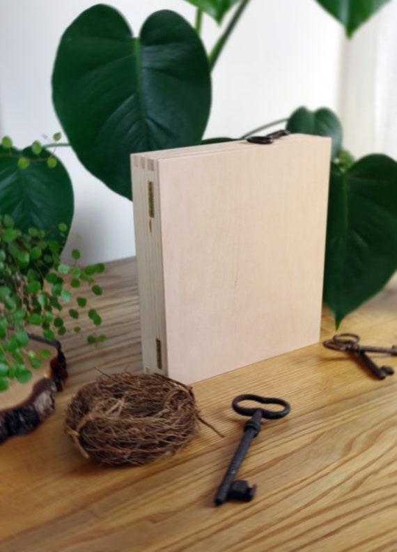 Natural Unpainted Wooden Key Box, Hanging Key Box, Key Hooks