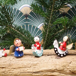 Vintage Christmas tree decorations, Christmas tree ornaments, wooden tree hangings - 5 pieces handmade
