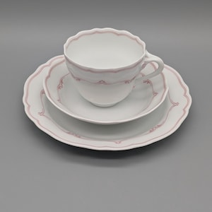 Hutschenreuther Maria Theresia Mainau coffee set 3 pieces. Coffee cup and cake plate