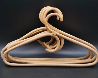 5 vintage clothes hangers from the 70s, rattan/wicker, boho style