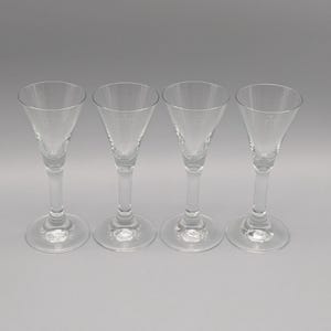 Liqueur glasses, 60s glasses, bar accessories, transparent liqueur glass, ground edge, Century Vintage decor, bar decoration, set of 4