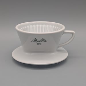 Melitta filter, coffee filter 100 - 3-hole - white - porcelain vintage green Melitta lettering