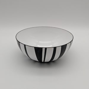 Norway Cathrineholm enamel bowl - black and white striped Scandinavian design - 14 cm X 5.9 cm