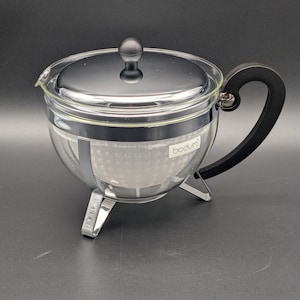 Bodum Chambord teapot 1.2 liters with chrome lid, 6 cups