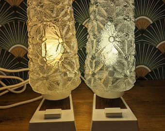 2 lampes de chevet en set blanc années 60 Allemagne