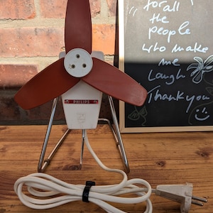 Philips Vintage Fan, Table Fan Reddish Brown, Electric Fan Progress, Mid Century Interior