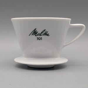 Melitta filter, coffee filter 101 - 3-hole - white - porcelain vintage green Melitta lettering