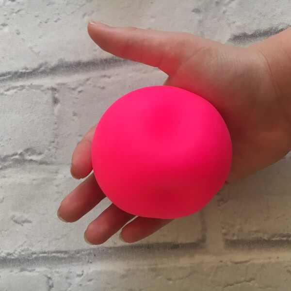 Mouldable dough stress balls