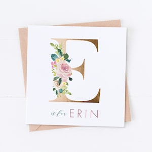 Carte initiale personnalisée, joyeux anniversaire, carte de naissance, carte d'anniversaire, carte pour elle, cadeau pour elle, carte florale