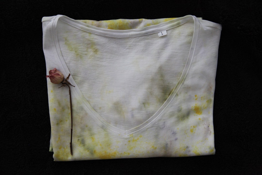 Garment Dyed Flower Print Tee