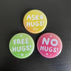 Consent Buttons for Fursuiters & Cosplayers | 50mm | Free Hugs! | Ask 4 Hugs! | Ask for Hugs! | No Hugs!