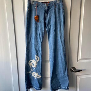 Vaqueros adornados de los años 2000 (7) / retro, denim, festival, indie, hipster, lentejuelas, floral, verano, acampanados, pantalones de campana, y2k