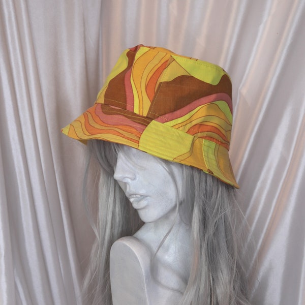 Upcycling 70er Bucket Hat Fischerhut Mütze 58 59 Glockenhut Hut Boho Vintage Orange  Unisex Sommerhut