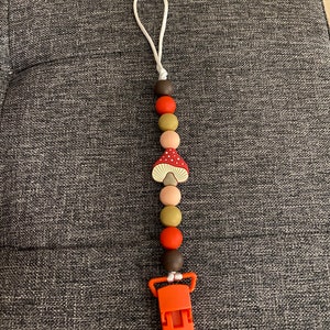 Mushroom Pacifier Clip