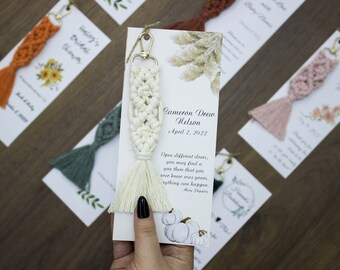 Llavero Macrame personalizado para damas de honor, regalos de despedida de soltera, regalo de boda boho, invitación de dama de honor, llavero con nombre, dama de honor sorprendida