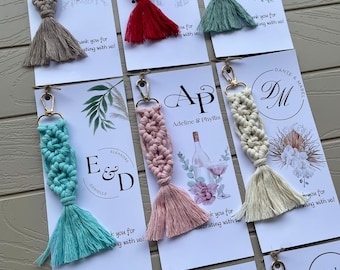 Llaveros de macramé personalizados (25 unidades), regalos de boda personalizados para invitados al por mayor, regalos de boda bohemios, llaveros de macramé, regalos de despedida de soltera