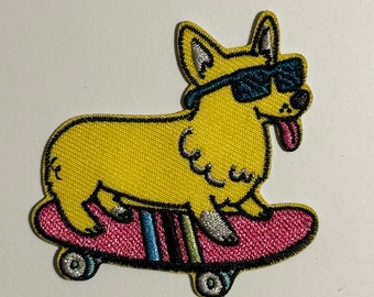 Iron-on embroidery patch skate skateboard dog