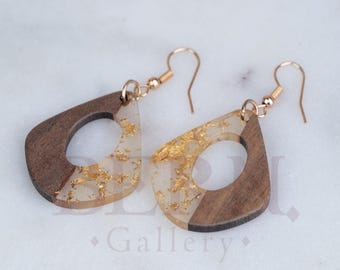 Resin Wood Gold Flakes Earrings • Boho Rhombus Dangle Earrings • Vintage • Gift for her • Autumn Oval Cutout Jewelry • Bohemian Jewelry