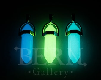 Glow In The Dark Pendant Necklace • Unique gifts • Choker • Dainty necklace • Gold • Natural • Silver • Stone necklace • Charm necklace