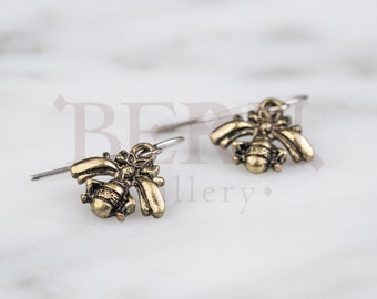 Bee earrings • Animal inspired • Sunflower • Bee • Retro • Garden • Flower • Sterling silver • Copper • Honey • Summer • Floral • Woodland