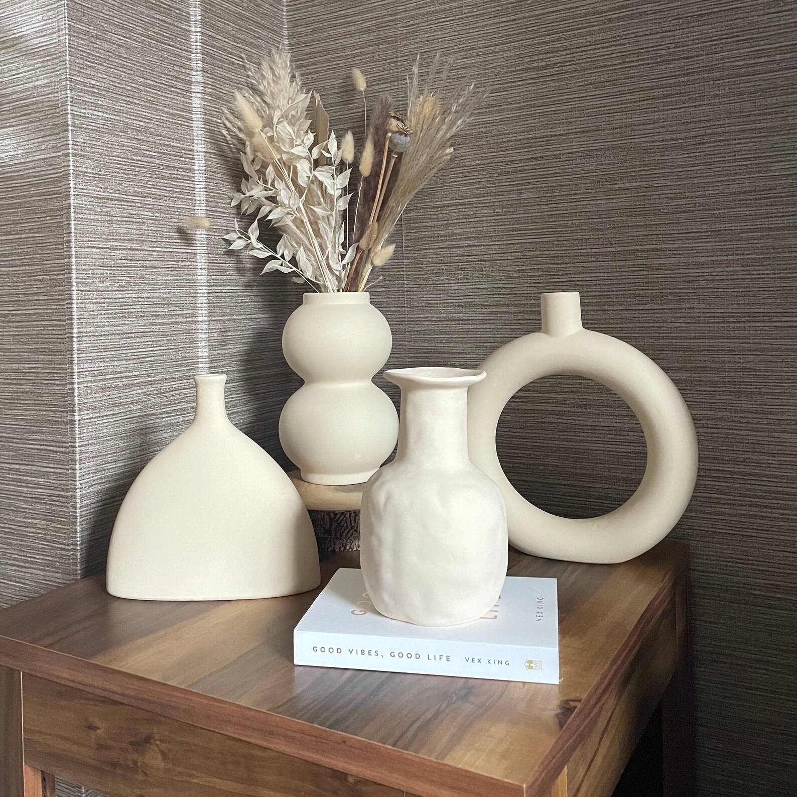 Off White Nordic Style Ceramic Vases / Doughnut Vase / Bubble Etsy