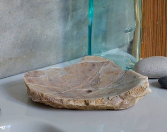 Pink rustic soapdish with drain, quartz stone unique soap saver for bathroom