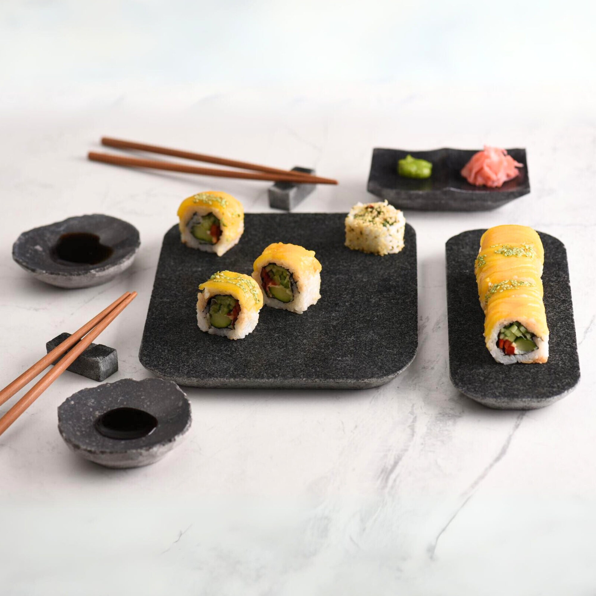 Baguettes Japonaises 5 Paires Baguette Sushi Baguettes en Bois 23cm  Chopstick Traditionnelle et Elégante pour Cuisine Maison Hôtel Restaurant  (A)