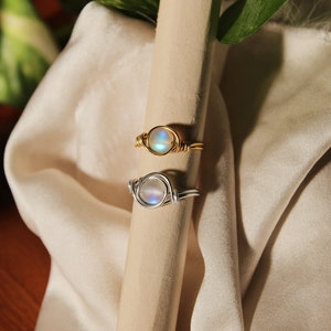 Flash rings, Handmade rings with glass beads with blue/blue light flash