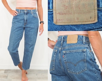 1995 Vintage Levi 551 Jeans | High Waisted | Tapered Leg | Relaxed Fit | Medium Wash | Approx Size 8 - 10 short