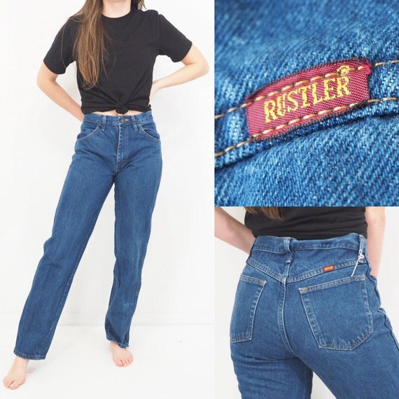 Classic 90s Vintage Jeans High Waisted Straight Leg Regular Fit