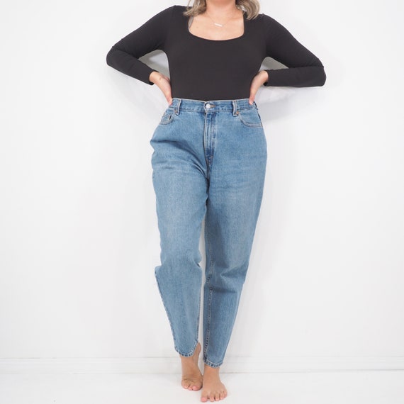 Vintage Levi 550 Jeans | Very High Waisted | Tape… - image 2
