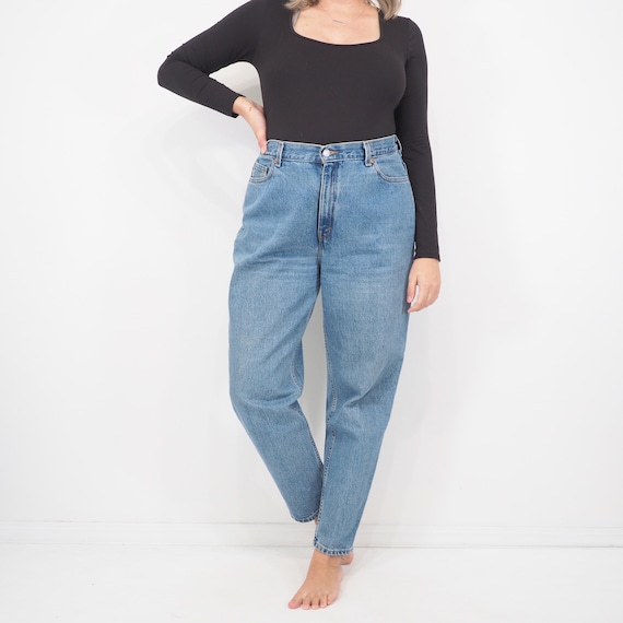 Vintage Levi 550 Jeans | Very High Waisted | Tape… - image 3