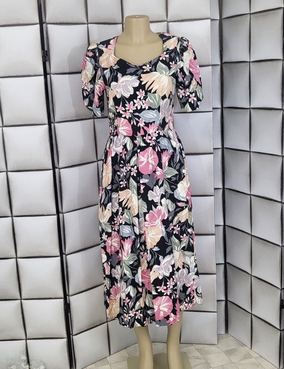 Vintage Floral dress - image 7