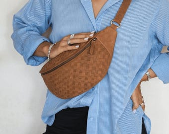 Saddle Light Brown Woven Leather Fanny Pack – Genuine Leather Crossbody Belt Bag, Minimalist Waist Bag