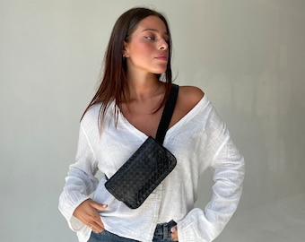 Black Leather Belt Bag, Genuine Leather Fanny Pack, Adjustable Crossbody Bag, Bum Bag, festival bag,  Minimalist Fanny Pack, handwoven