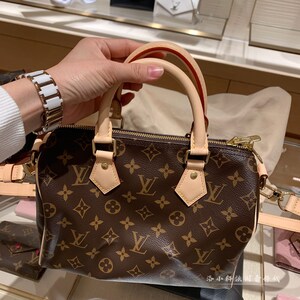 Used Bags Louis Vuitton LV│Presbyopia│Shoulder Bags│Handbags