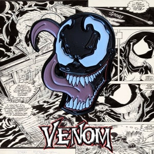 Venom Head Pin (GITD)