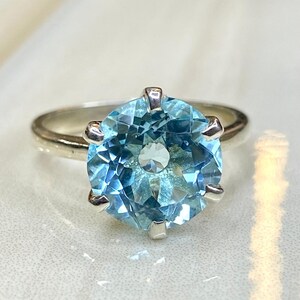 Natural sky blue topaz ring, round cut blue topaz ring, 925 sterling silver ring round sky blue topaz blue topaz silver ring