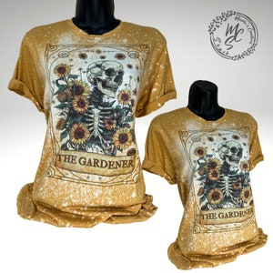 Carta del tarot la camiseta del jardinero, camisa de jardín esqueleto desgastada retro, camiseta de cartas del tarot blanqueada, top súper suave, regalo para ella o él.