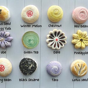 12pc Handmade Chinese Pastries, Suzhou Style Mooncakes, Mid-autumn Festival, Lunar New Year, Tea Time, Celebrations. 纯手工酥皮点心, 节日伴手礼。