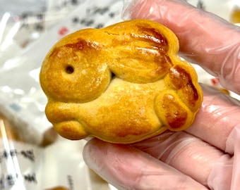 6pc Bunny Shaped Handmade Chinese Mooncakes