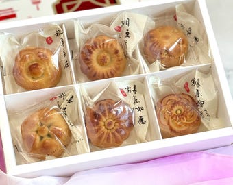 Gift Box, 6pc 50g Handmade Traditional Chinese Mooncakes, Mid-Autumn Festival, Lunar New Year.